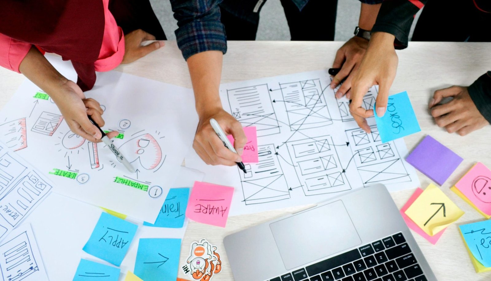 ux-indonesia-qC2n6RQU4Vw-unsplash